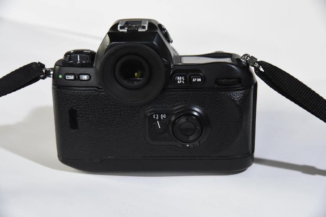 【美品】Nikon F100 ニコン フイルムカメラ ズーム24〜120㎜セット