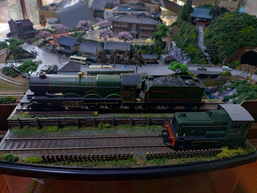 最終価格❗️HOゲージ✨️ 蒸気機関車とディーゼル機関車の展示用HG