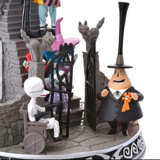 ディズニーストア ティム・バートン ナイトメアー フィギュア ライトアップ