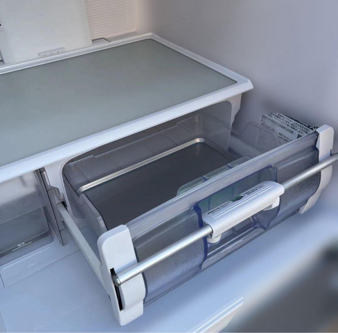 や*ち様 日立　3ドア　真ん中野菜室　冷蔵庫　自動製氷　R-K320FV 地域限