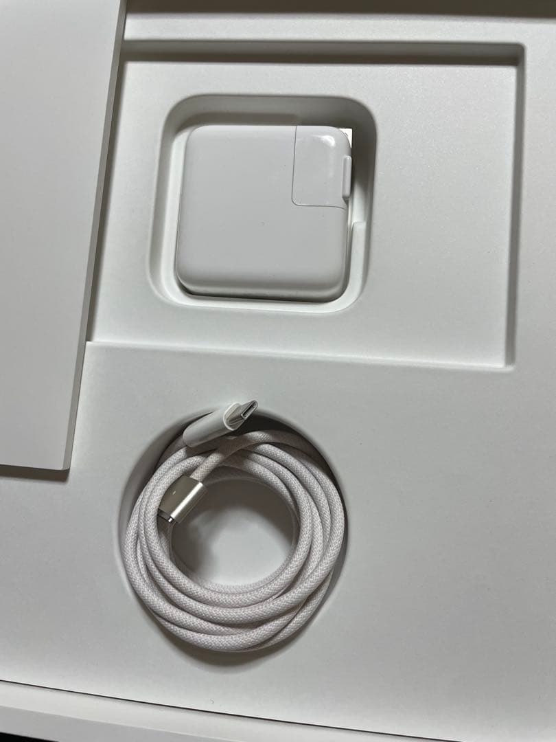 M4チップApple MacBook Air 箱付き