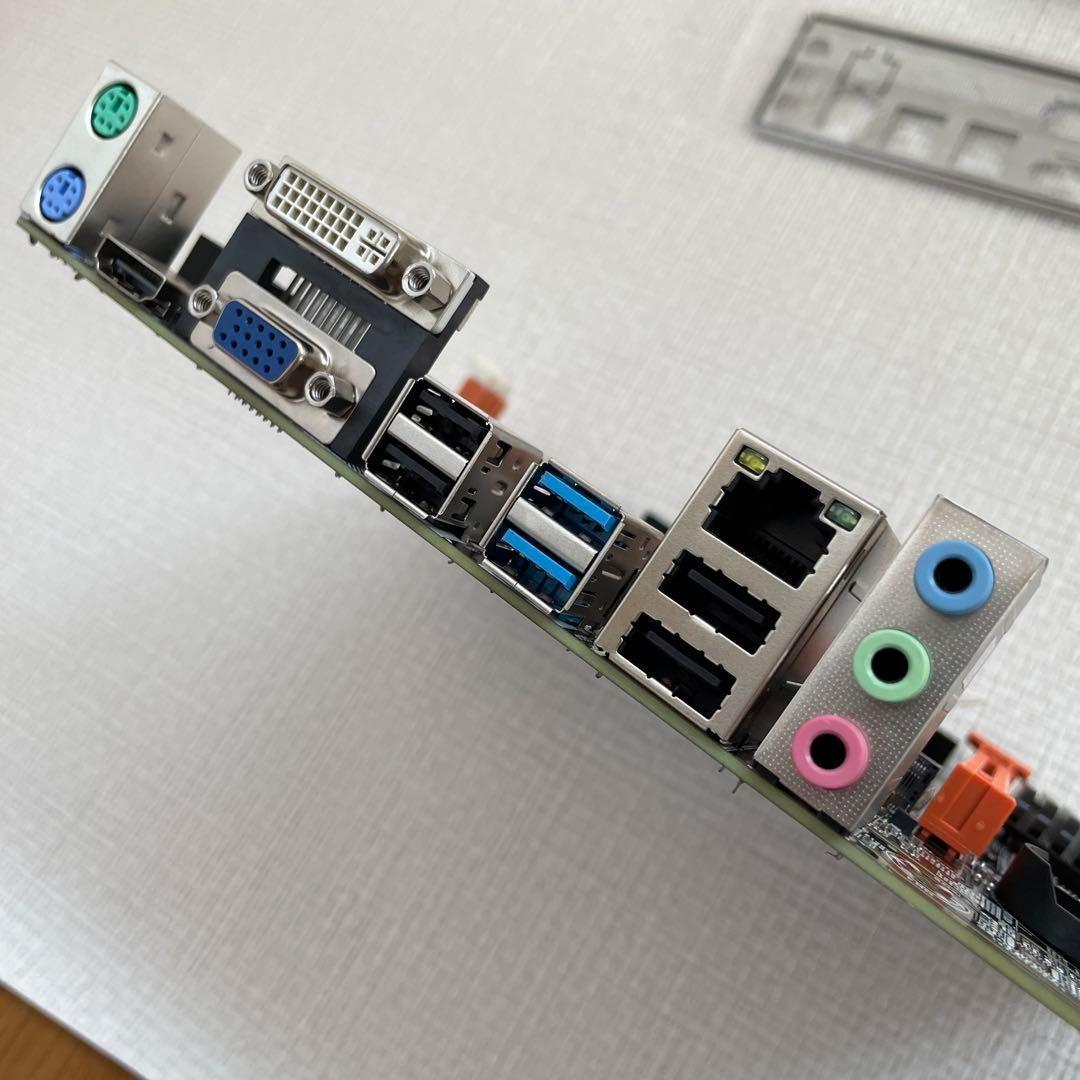 M-ATX デスクトップ マザーボード　B75 M2