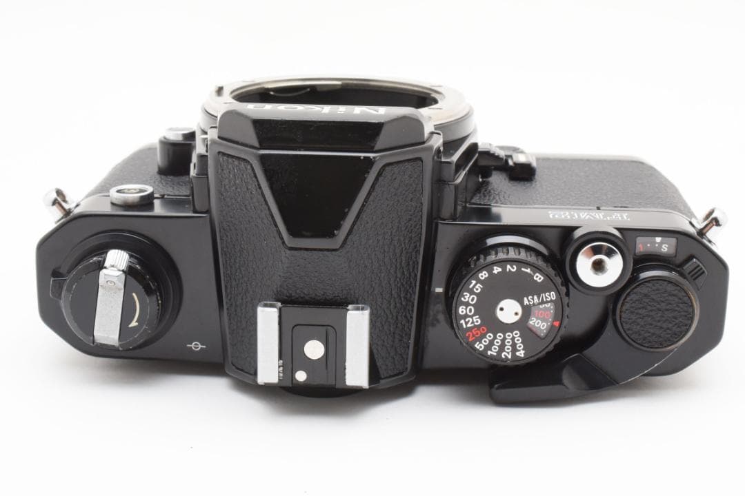 美品 NIKON NEW FM2 ブラック フィルム　モルト新品交換済 M317