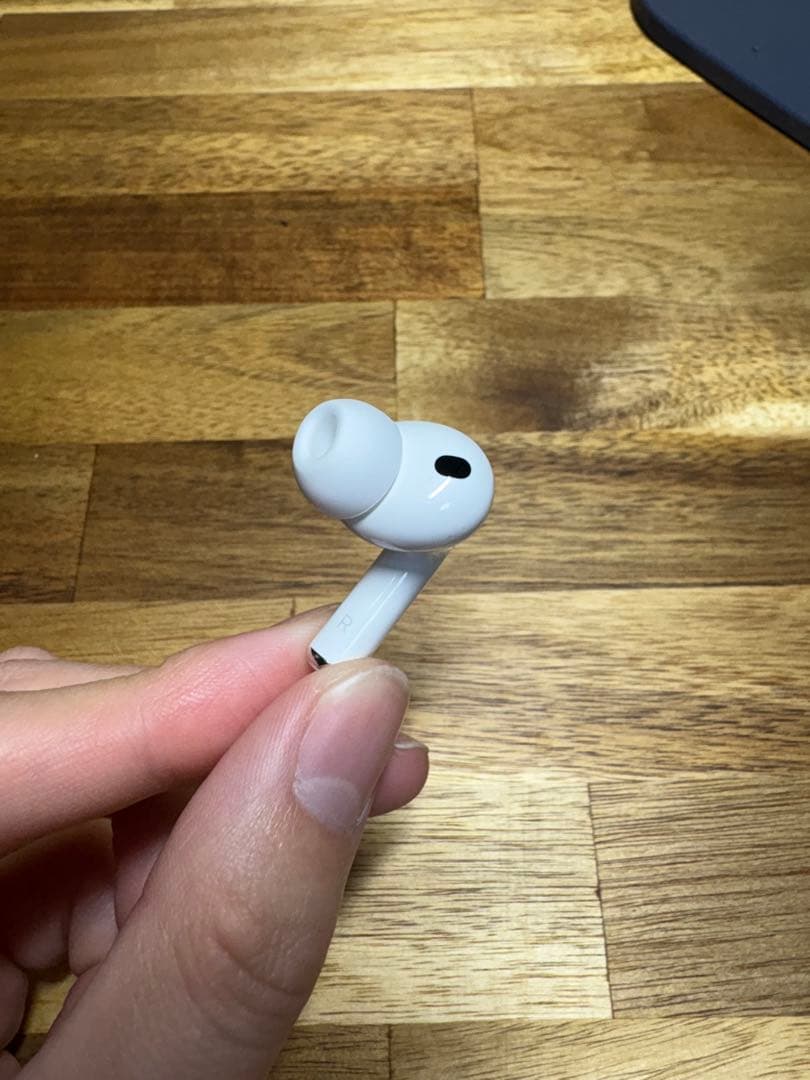 AirPods Pro 3 本体 ホワイト ワイヤレス充電対応