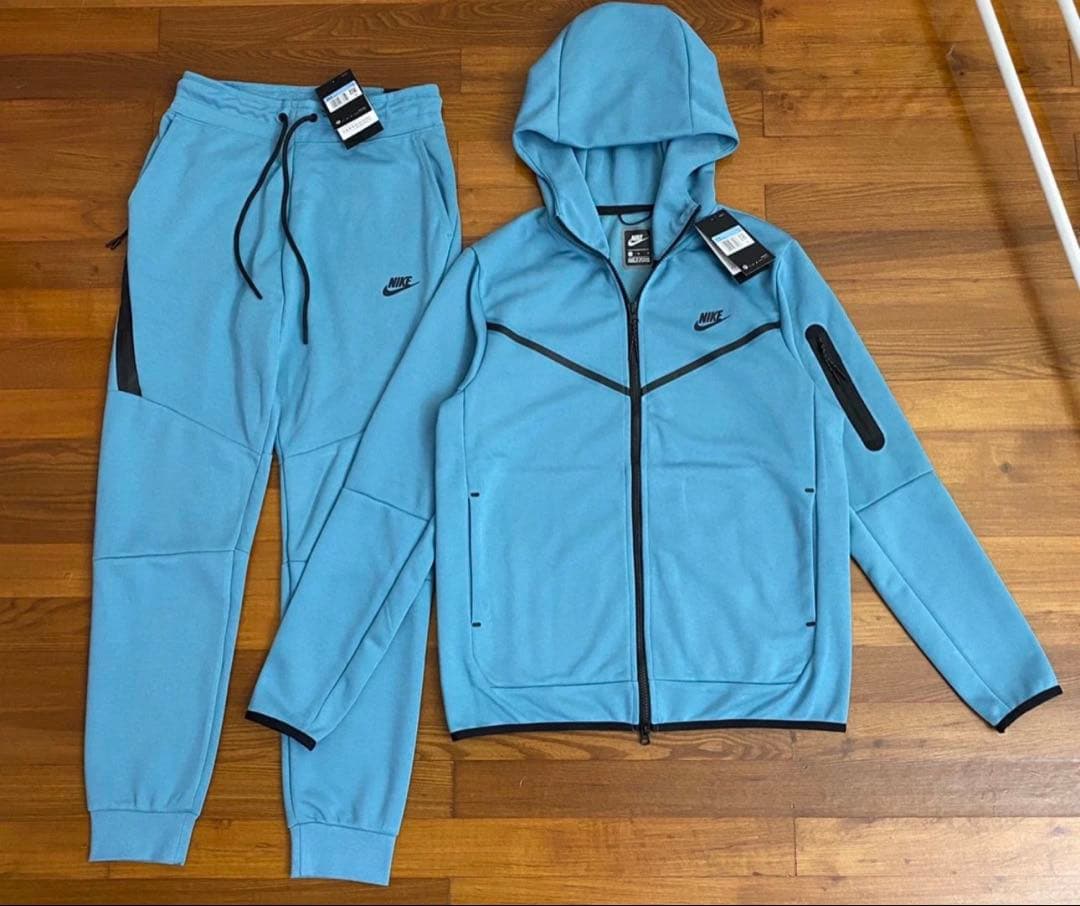 新品タグ付き】NIKE テックフリース 旧型 廃盤 水色 上下セット M