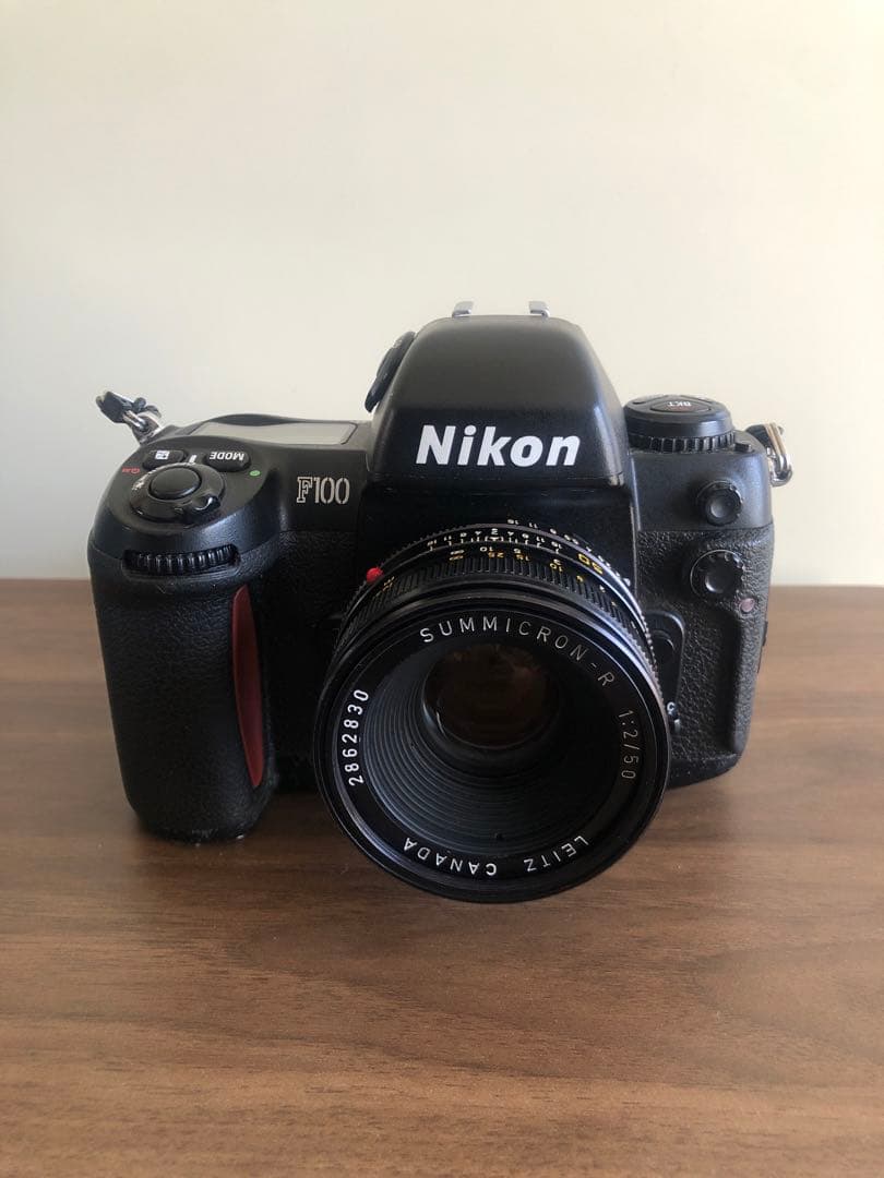 ライカ 50mm f/2 Summicron-R [Nikonマウント]