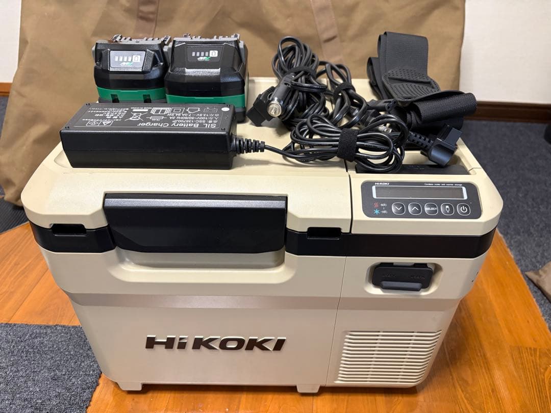 ハイコーキ 冷温庫UL18DD HIKOKI 冷蔵庫 サンドベージュ コードレス冷温庫：UL18DD