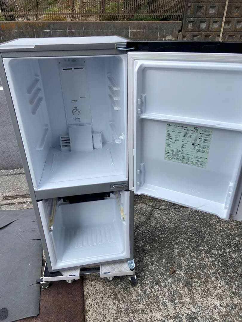 A537 美品 AQUA 2022年製 126L 冷蔵庫 シルバー