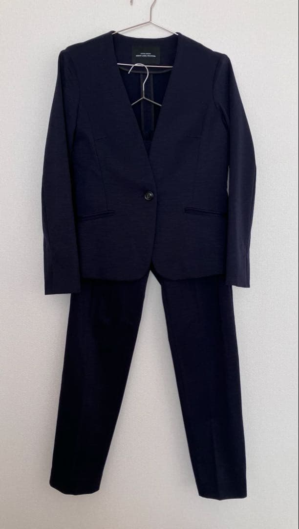 グリーンレーベルリラクシング パンツスーツ ネイビー Mサイズ - メルカリ