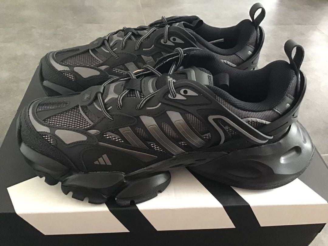 Adidas XLG Runner Deluxe black 27cm - メルカリ