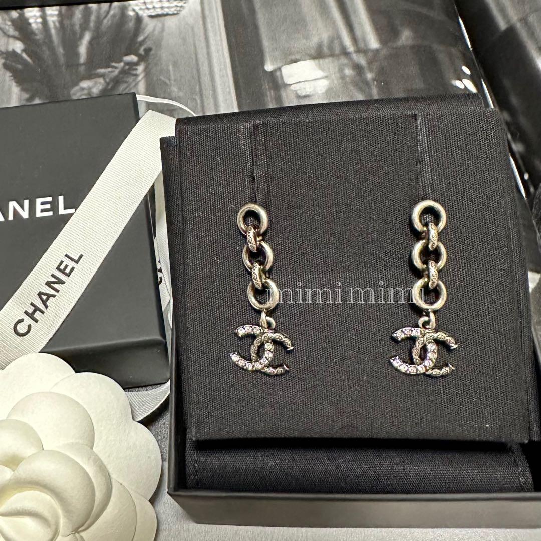 新品 CHANEL シルバー チェーン ピアス 24A - メルカリ