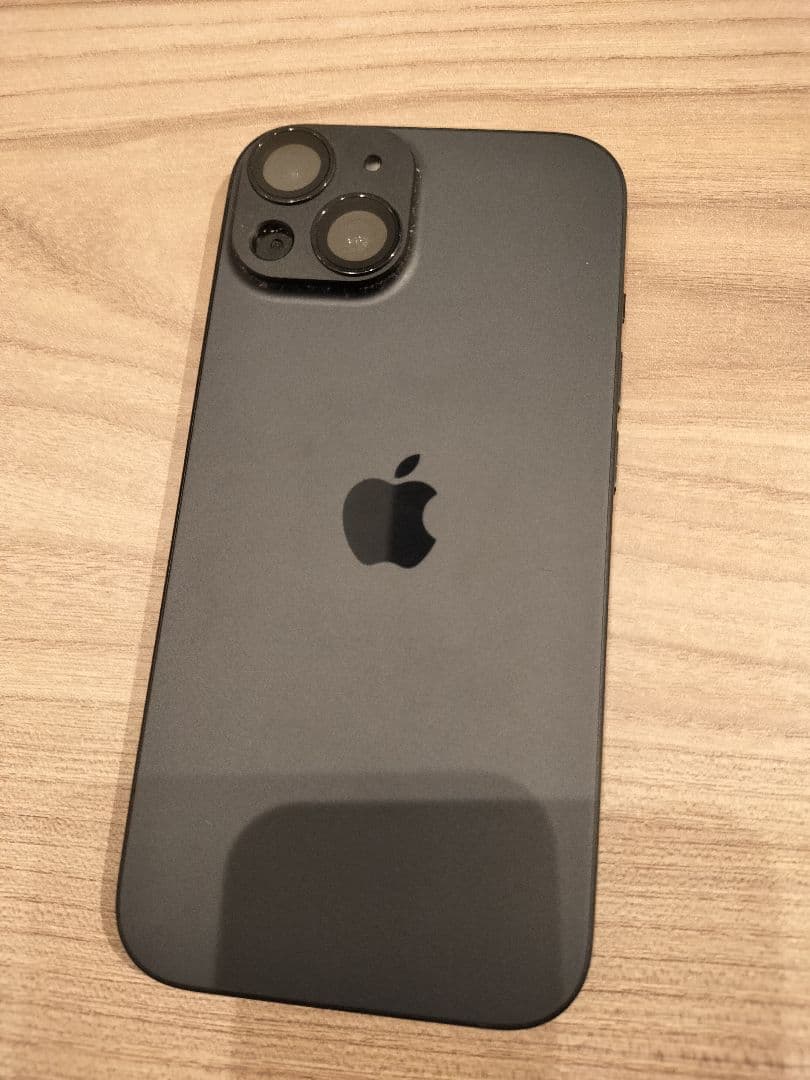 極美品　バッテリー100％　iPhone15 【128GB】SIMフリー