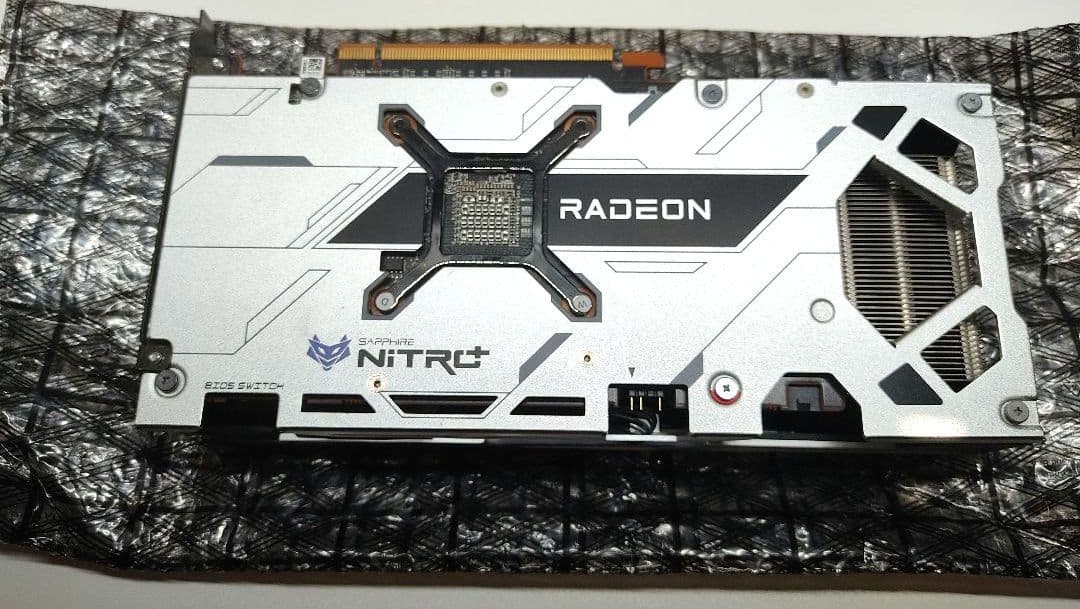 最終値下げ　Sapphire NITRO+ Radeon RX 6600 XT