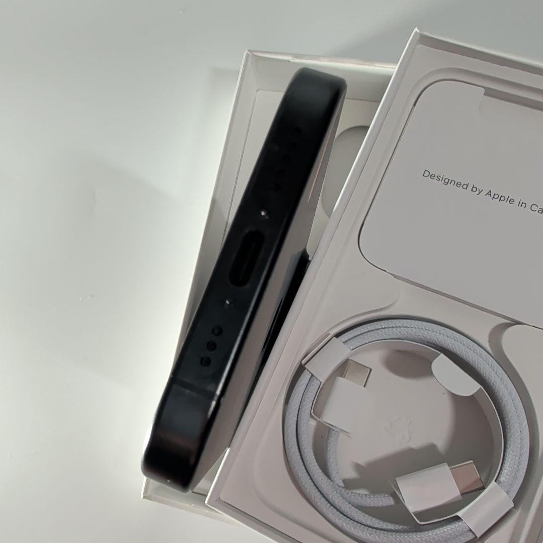 iPhone 15 Pro 128GB ブラックチタニウム CASETiFY