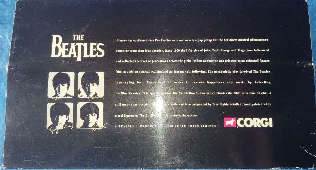 Corgi ビートルズ イエローサブマリン 特別版 - メルカリ