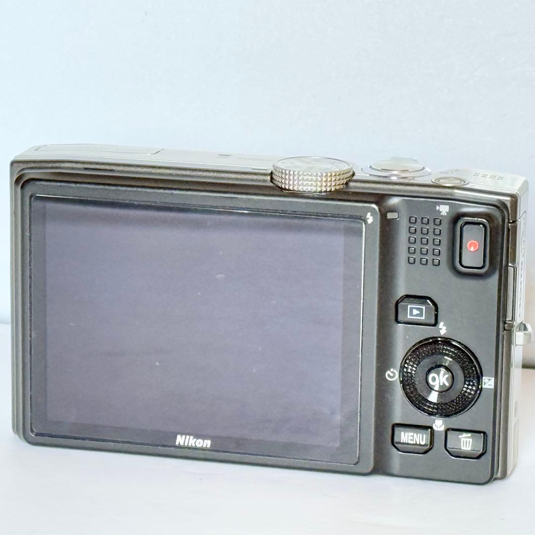 デジタルカメラ Nikon COOLPIX S8200