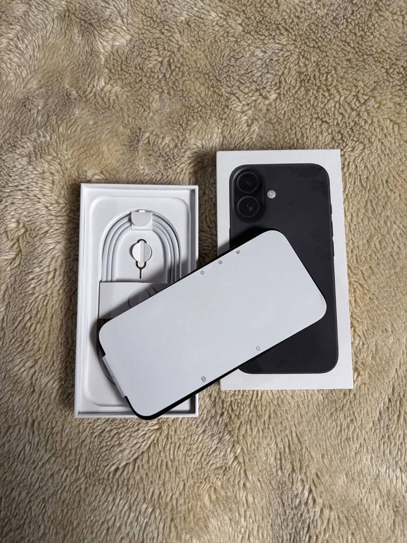 携帯電話本体 iPhone 16