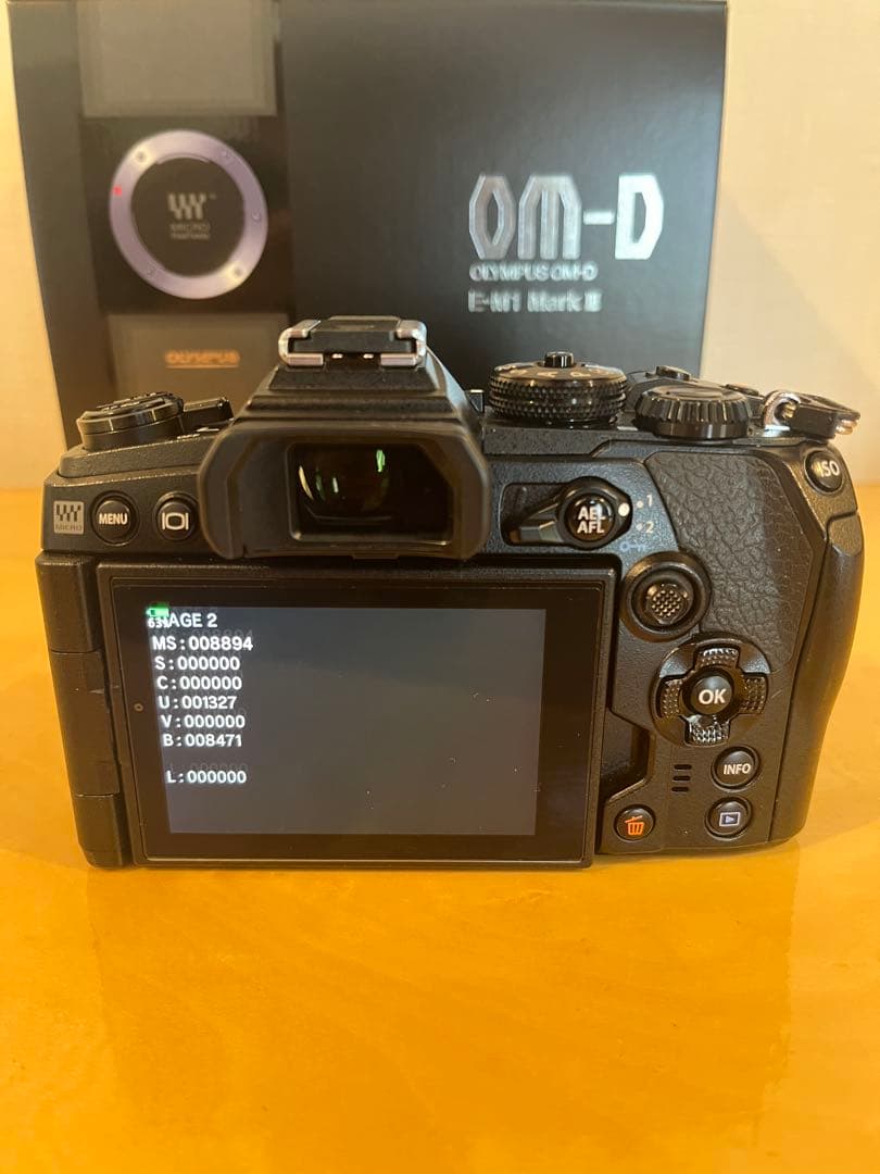 OLYMPUS OM-D E-M1 Mark III 本体