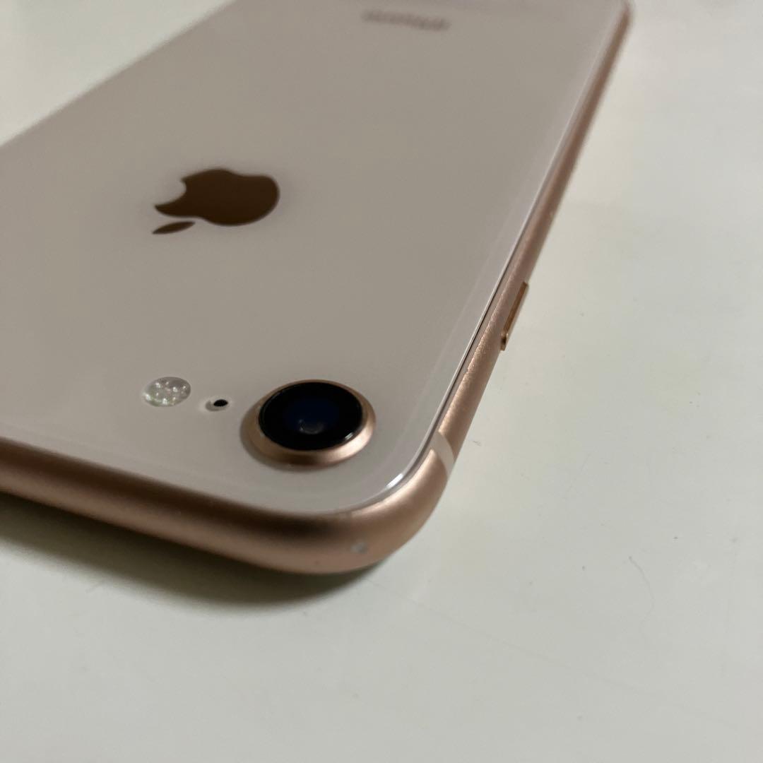 87% iPhone8 Gold 64GB SIMフリー