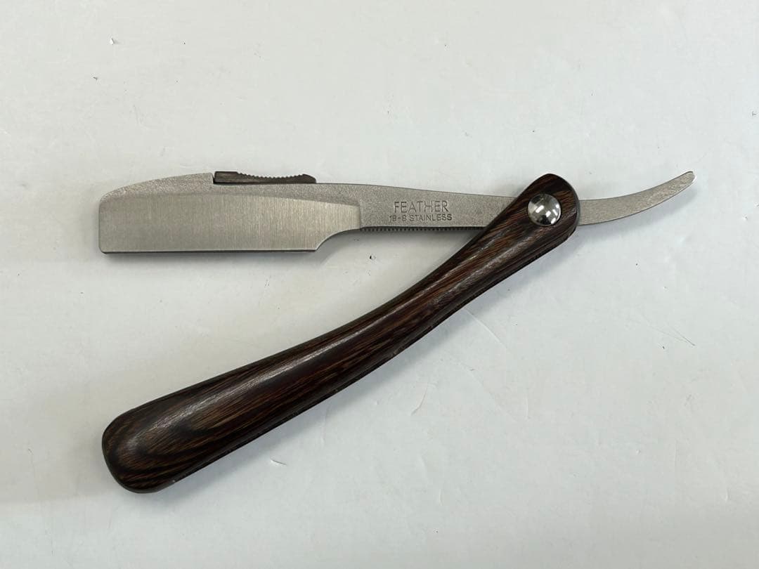 中古 美品 フェザー プロフェッショナル 木製ハンドル レザー 楽天市場】送料無料 フェザー プロフェッショナル エフシステムレザー