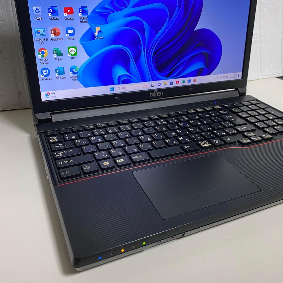 Windows11 オフィス2024年SSD Bluetooth富士通ノートPC