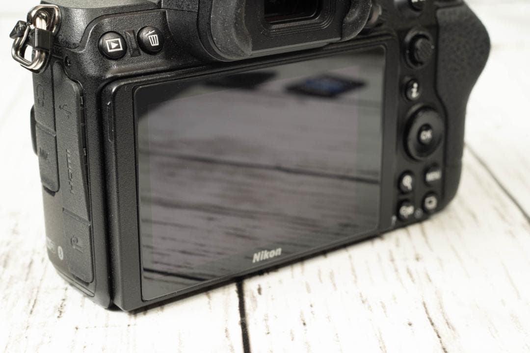 Nikon Z 5 ミラーレス一眼