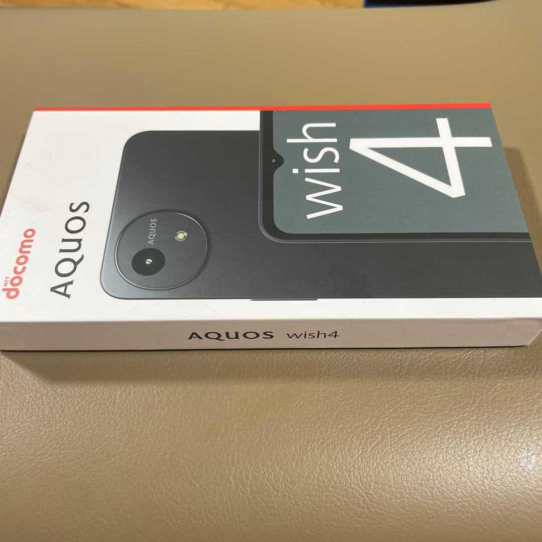 docomo AQUOS wish 4 ダークブルー 本体