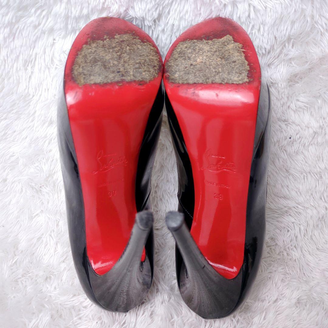 【美品】 クリスチャンルブタン エナメルパンプスオープントゥ 24.5cm 黒