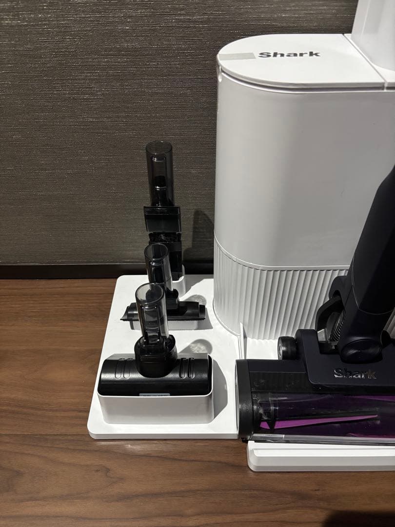 期間限定値下げ　シャーク　掃除機　LC551JBK