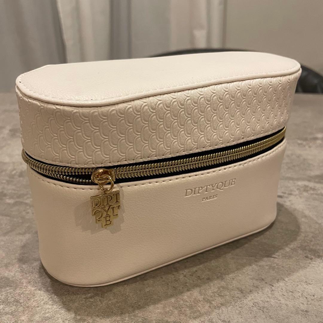 カタール航空 ファーストクラス ディプティック アメニティセット