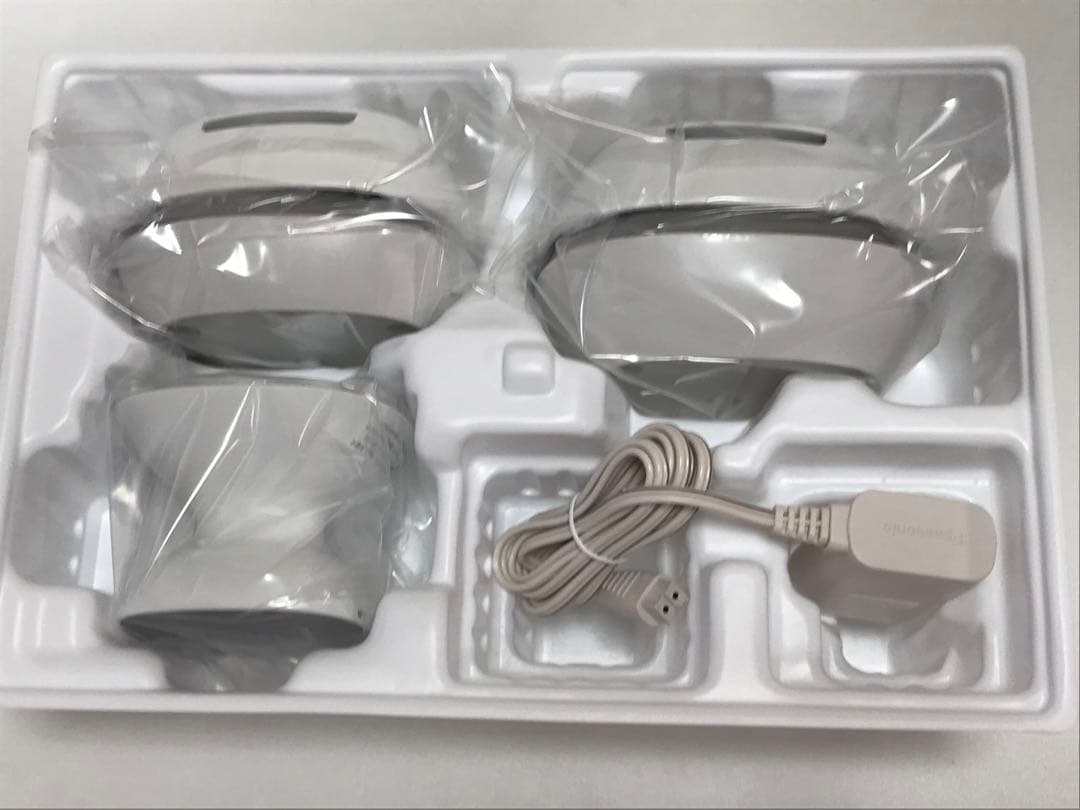 【新品未使用】パナソニックEH-HE0J-S 頭皮エステ スパイラル&スライド