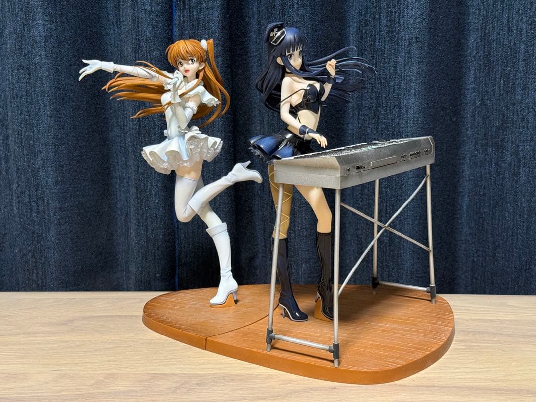 WHITE ALBUM2 ホワイトアルバム2 冬馬かずさ 小木曽雪菜 フィギュア 学園祭ライブシーンを再現！ 「WHITE ALBUM2」より、「小木曽雪菜」と