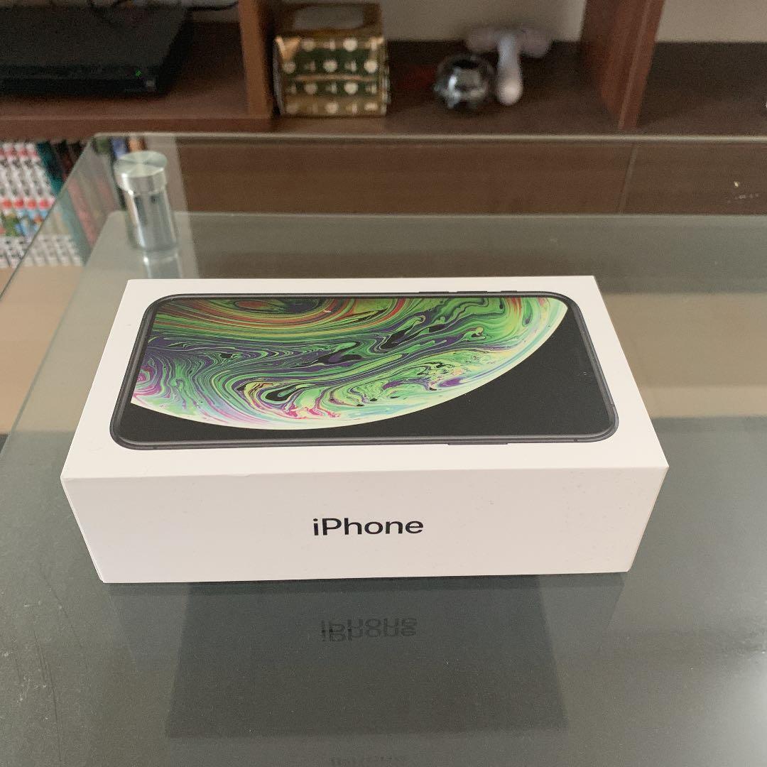 スマートフォン本体 iPhone Xs Silver 64 GB au