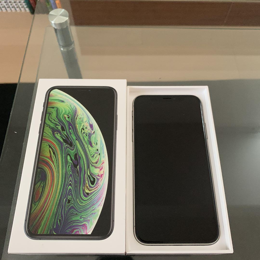 スマートフォン本体 iPhone Xs Silver 64 GB au