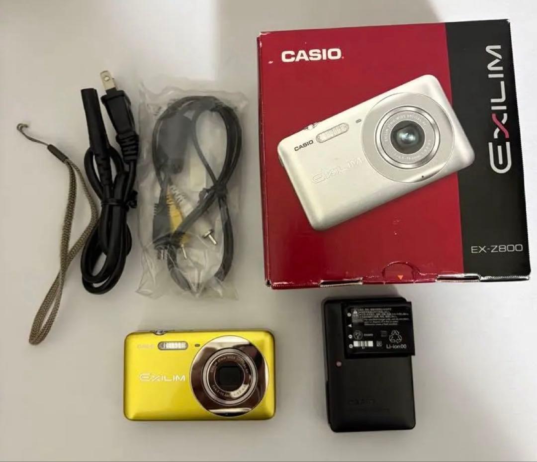 【箱付属品付き】デジカメCASIO EXILIM EX-Z800 イエロー