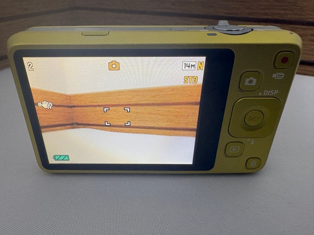 【箱付属品付き】デジカメCASIO EXILIM EX-Z800 イエロー