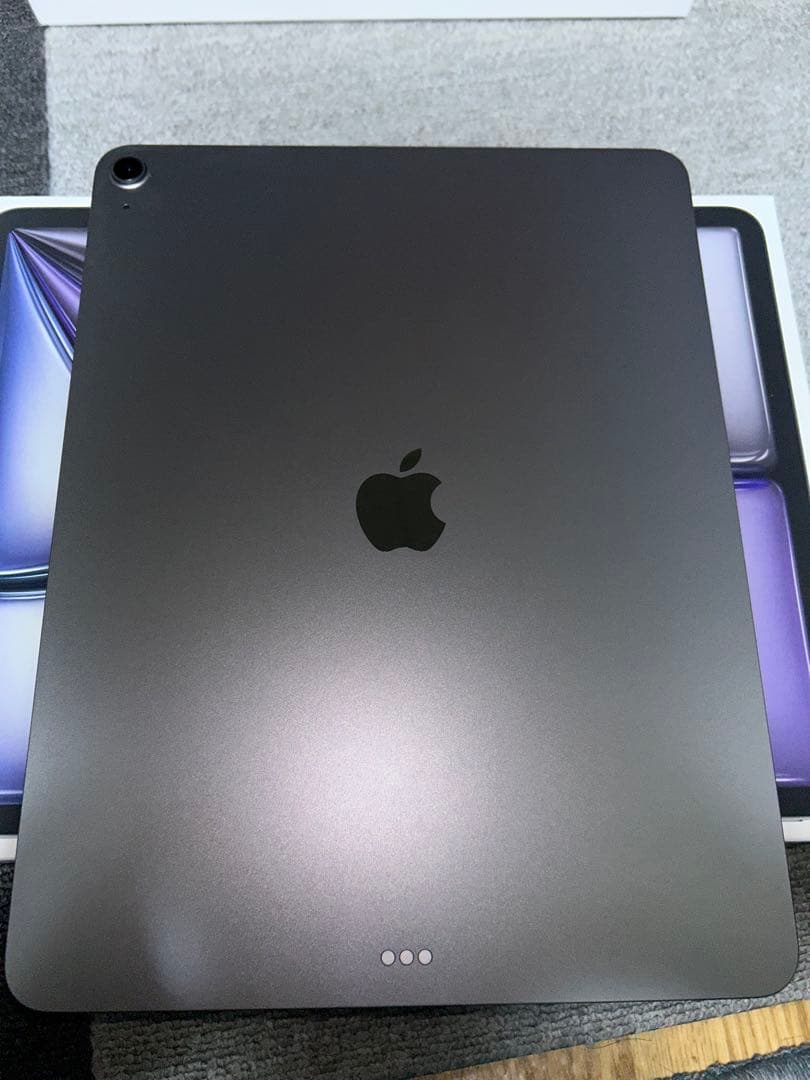 iPad Air M3 13インチ256GBキーボードとApple pencil