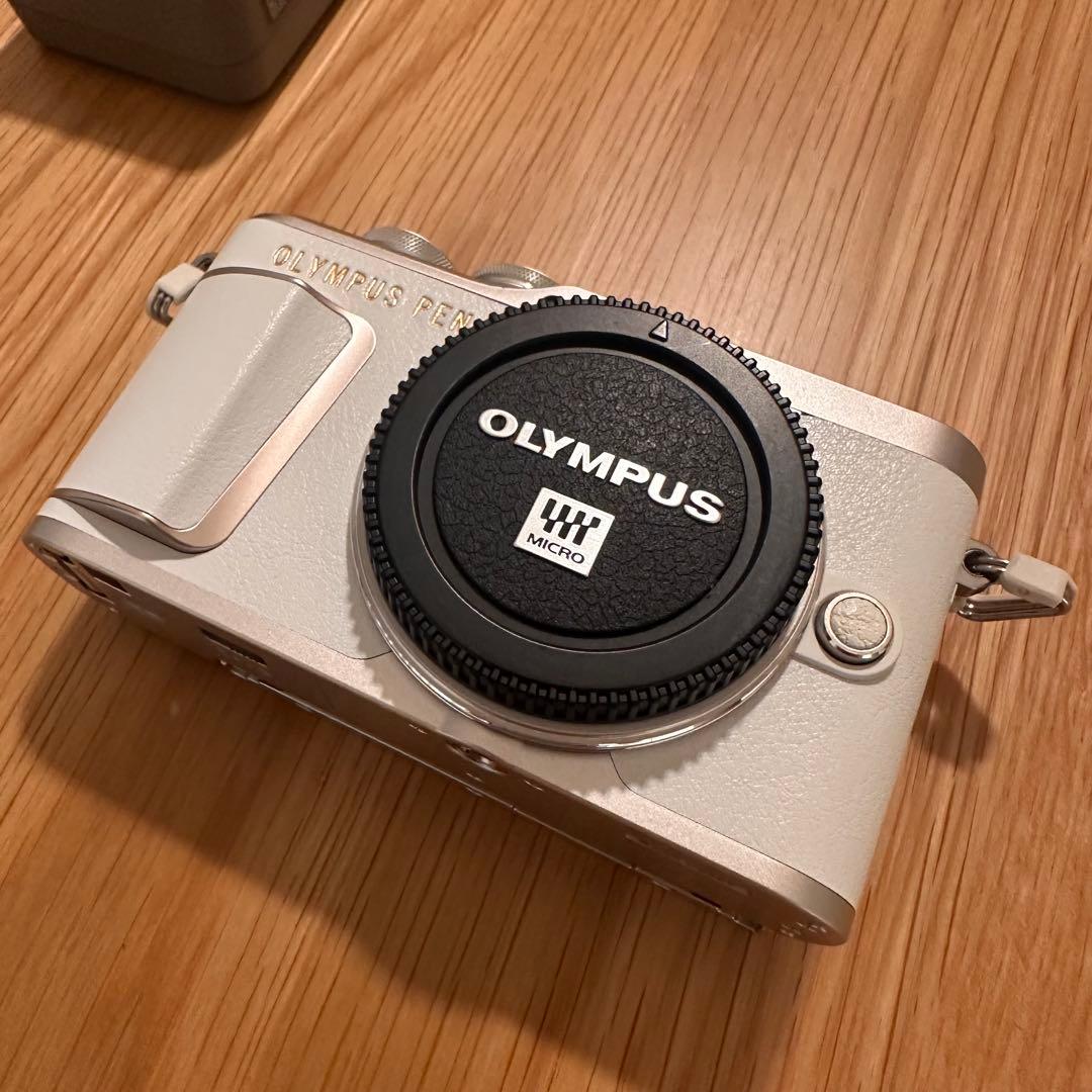 美品 Olympus E-PL10 カメラ 一眼レフ デジカメ ミラーレス