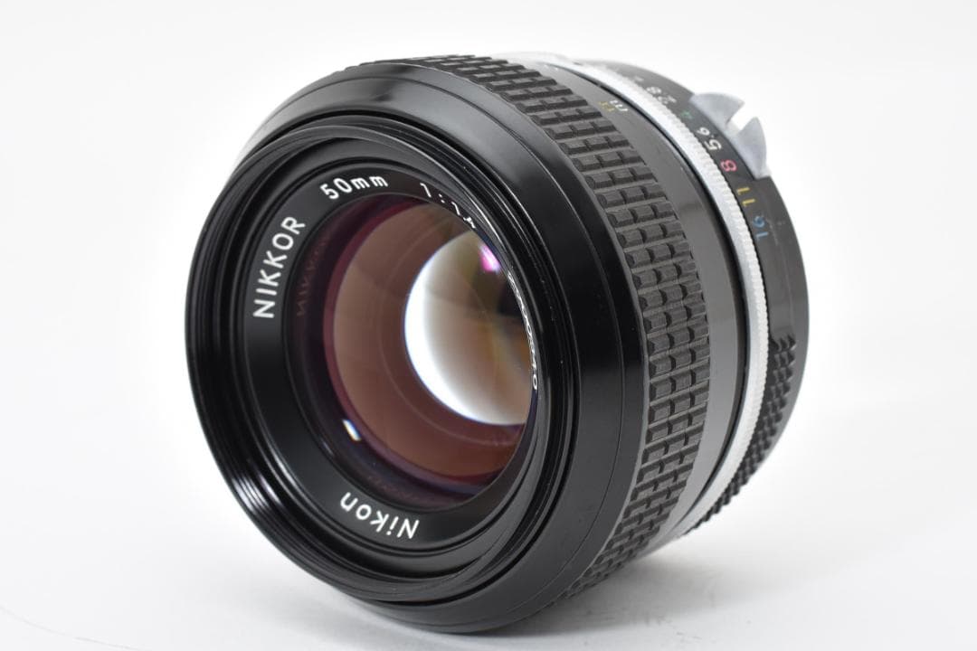 動確済 超美品 ニコン nikon F2 +50mm f/1.4 Ai #695