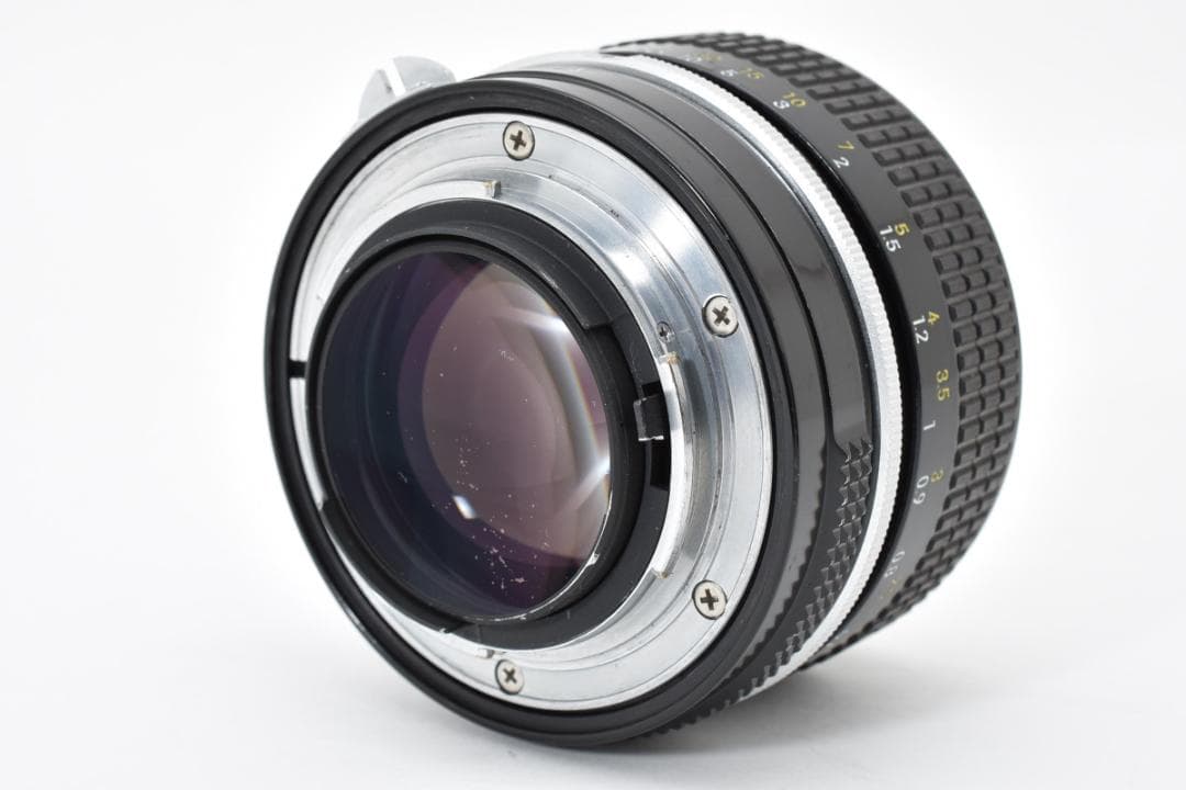 動確済 超美品 ニコン nikon F2 +50mm f/1.4 Ai #695