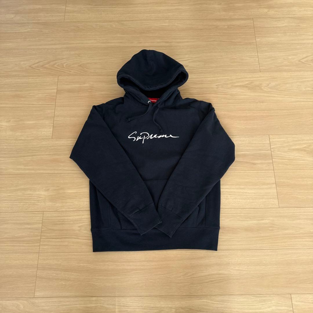 美品 Supreme 筆記体 刺繍ロゴ フーディー ネイビー Sサイズ - メルカリ