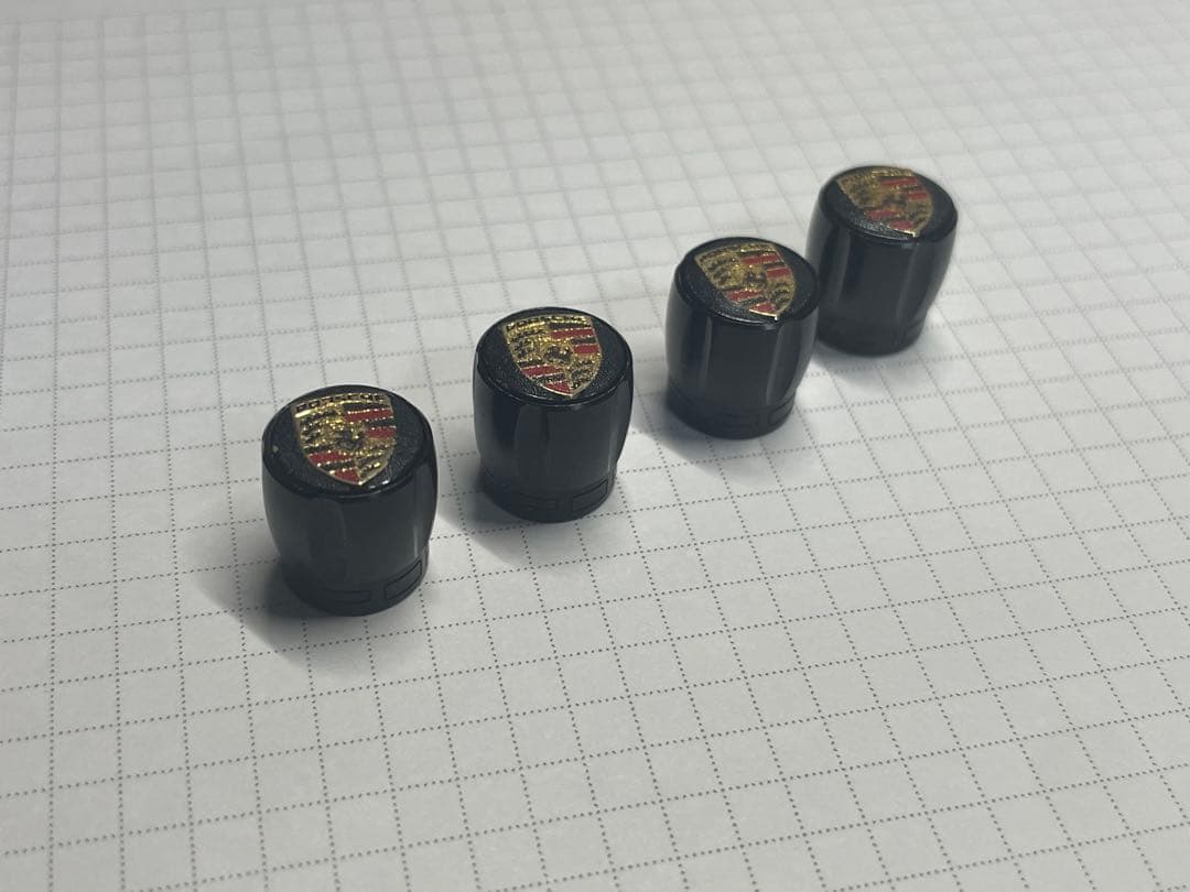 ポルシェ純正クレストエアーバルブキャップ ブラック99104460267