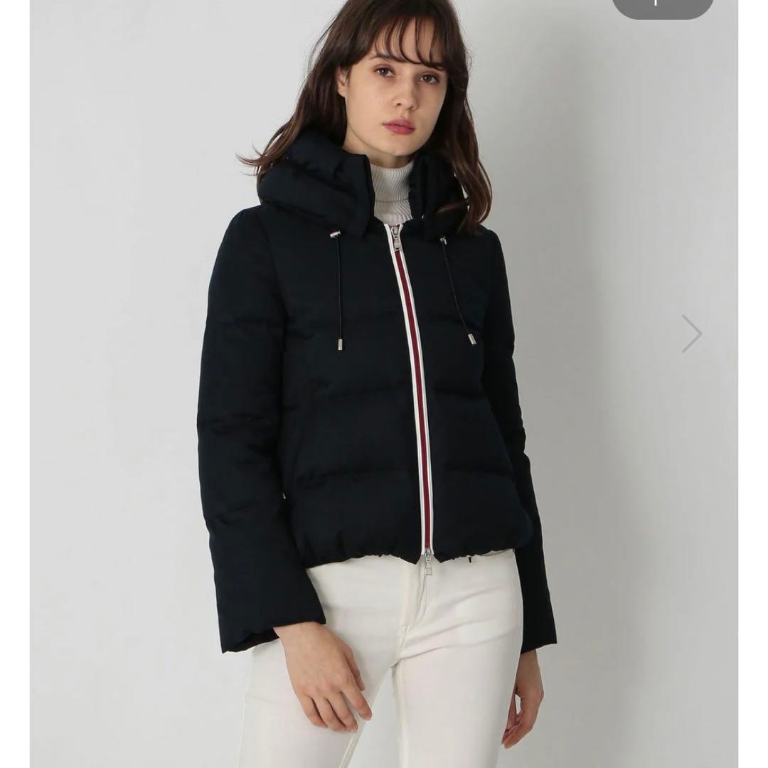 ラブレス ダウンジャケット ホワイトグース　S ラブレス ダウンジャケット ホワイトグース カモフラ柄 刺繍 ナイト