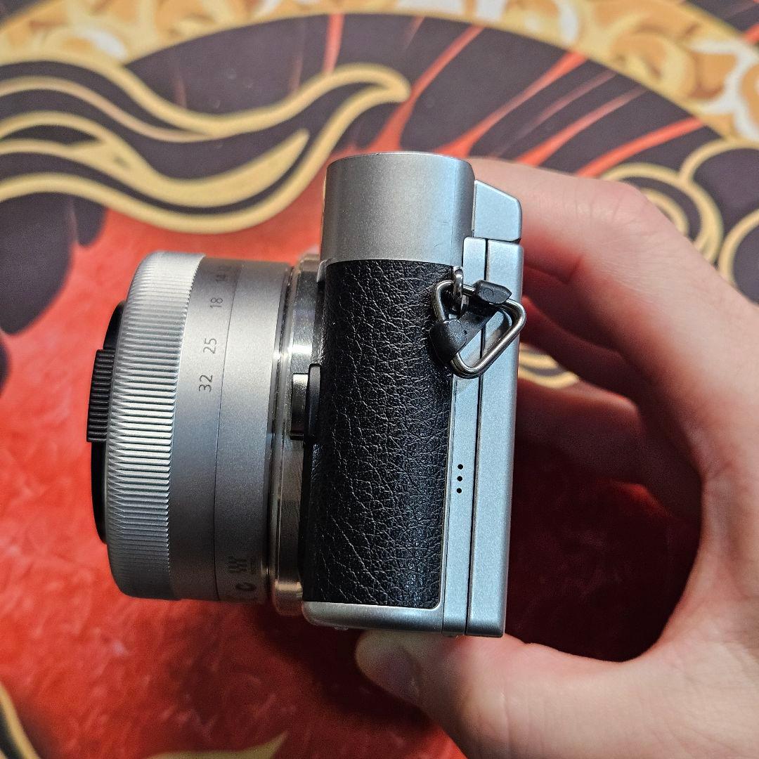 デジタルカメラ Panasonic Lumix GF9