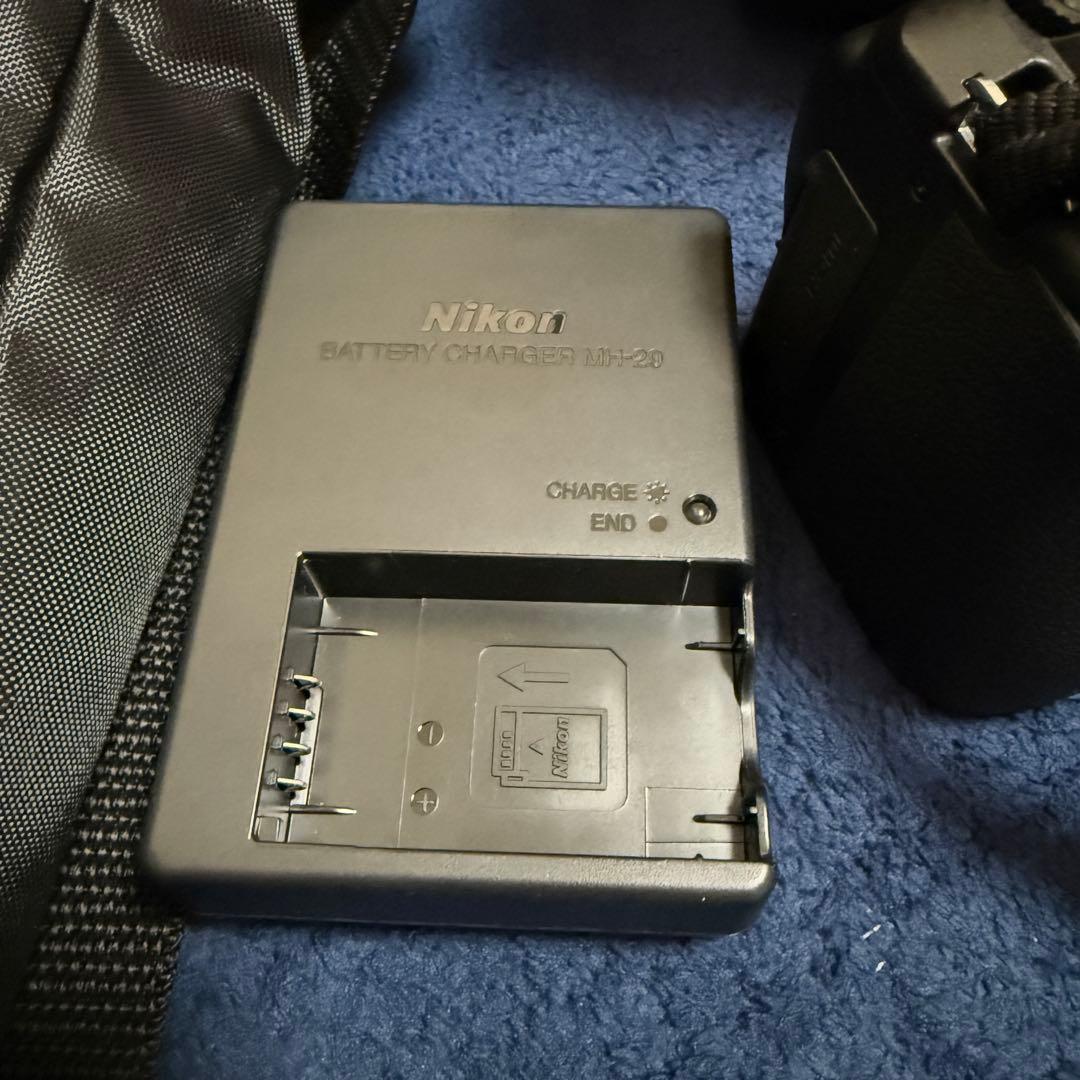 Nikon COOLPIX P950 本体 三脚 etc