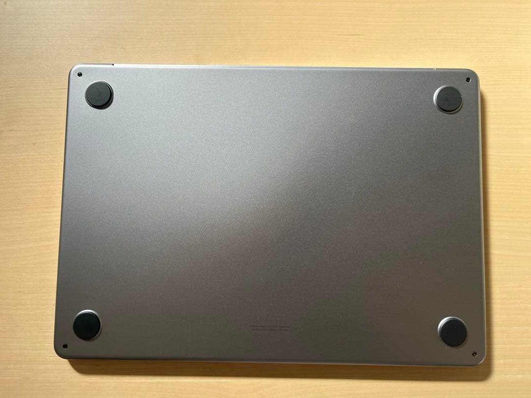 【極美品】MacBook Air M3 13インチ 16G 256G 充電11回