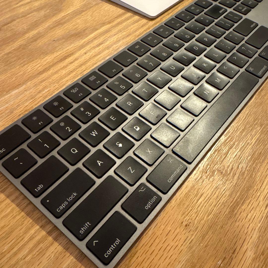 Apple Magic Keyboard・Magic Trackpad