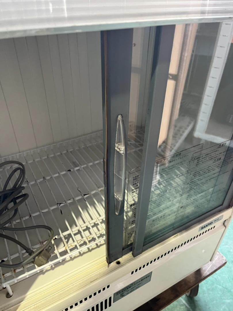 サンヨー　冷蔵ショーケース　SMR-U35