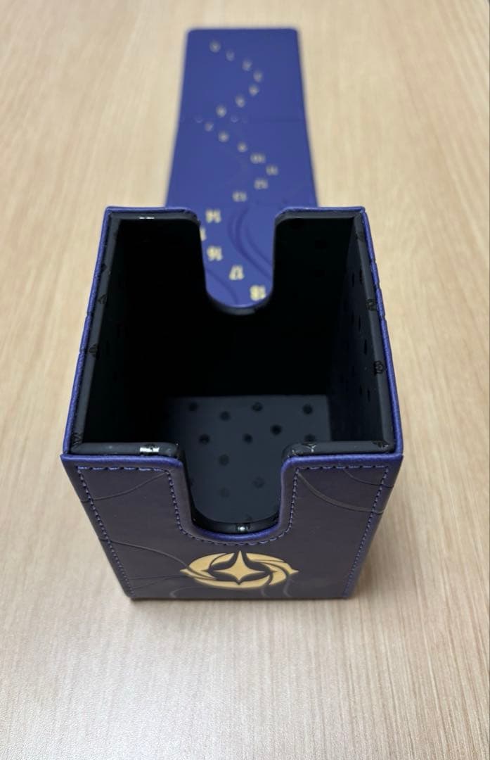 ロルカナ プレミアムデッキボックス Ultra Pro - メルカリ