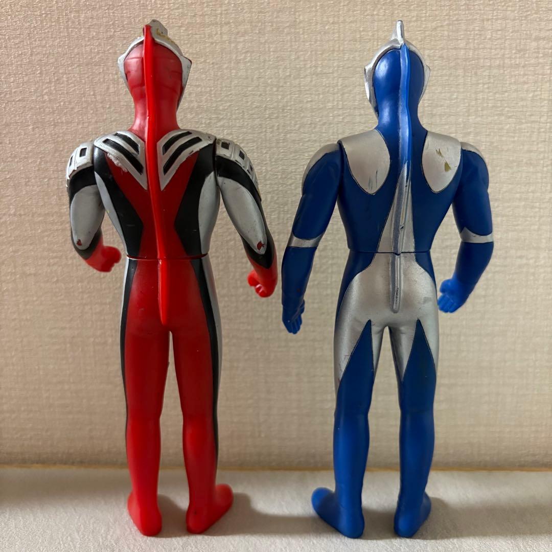 ウルトラマンジャスティス ウルトラマンコスモス ソフビ - メルカリ